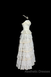 Vintage Ball Gown Strapless White Lace Evening Prom Gown Fairy Evening Prom Dresses